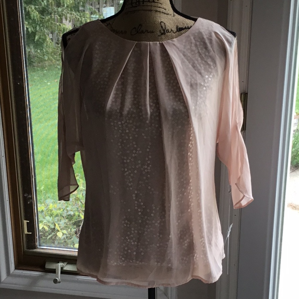 NWT Jennifer Lopez Top